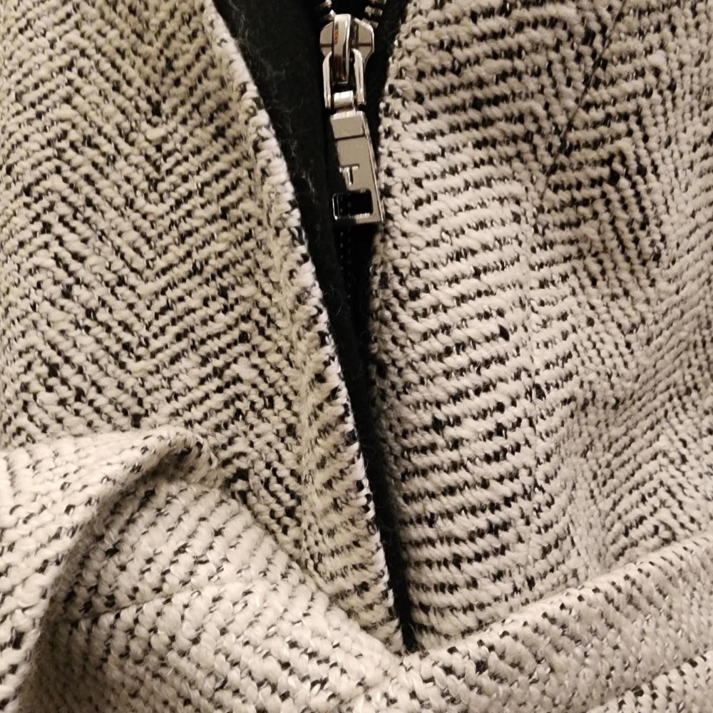 Tahari Small Wool Coat - Picture 13 of 13